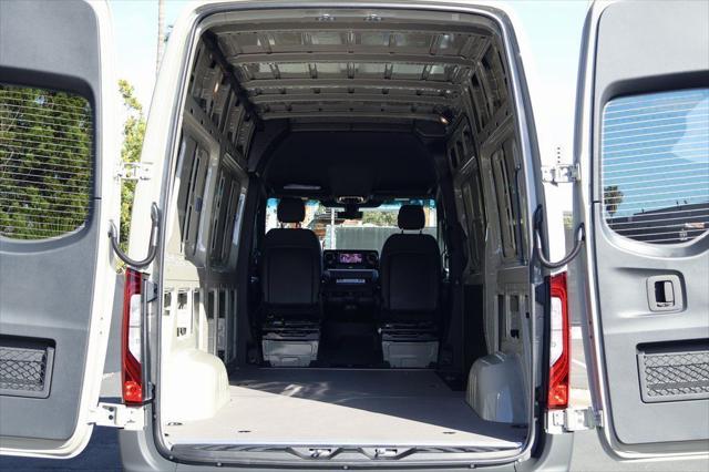 2026 Mercedes-Benz Sprinter 2500 Standard Roof 4-Cyl Diesel HO