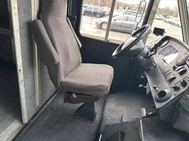 2009 Ford E-350 Stripped Base