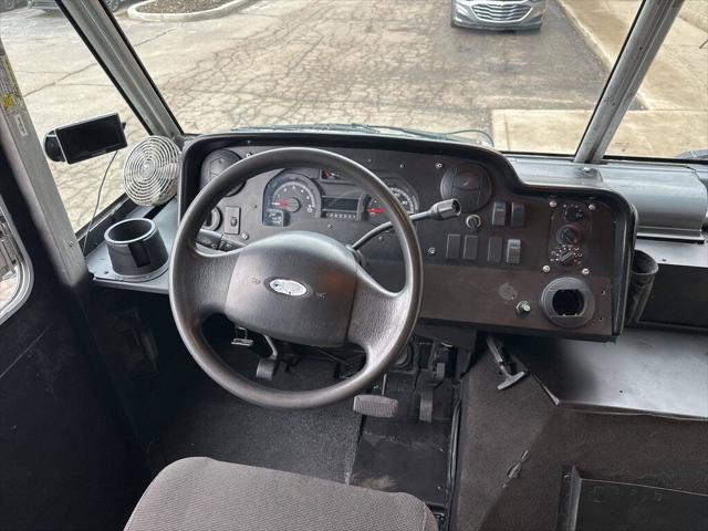 2009 Ford E-350 Stripped Base