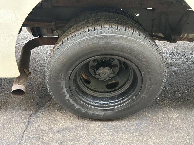 2009 Ford E-350 Stripped Base