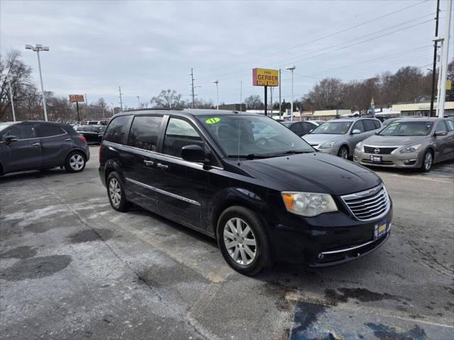 2011 Chrysler Town & Country Touring-L
