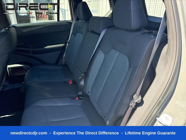 2026 Jeep Cherokee Laredo 4x4