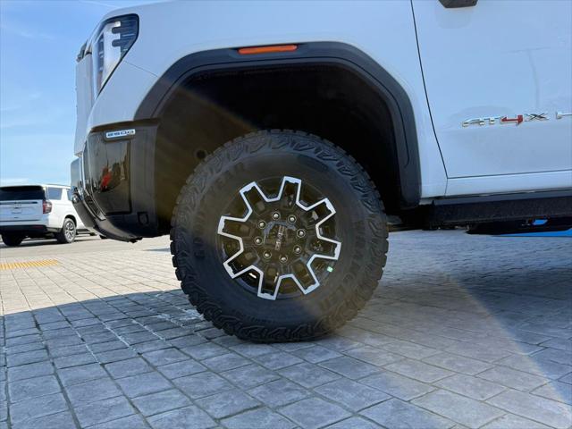 2026 GMC Sierra 2500HD Crew Cab, Standard Bed, AT4X, 4WD