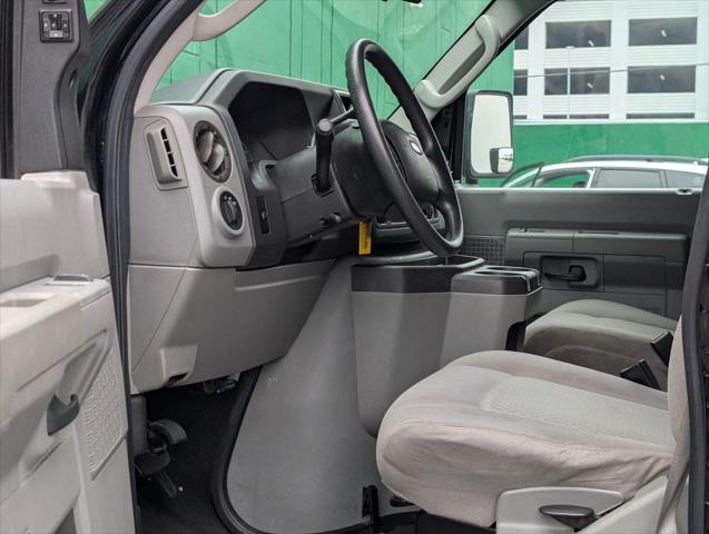 2012 Ford E-350 Cutaway Passenger Bus GAS