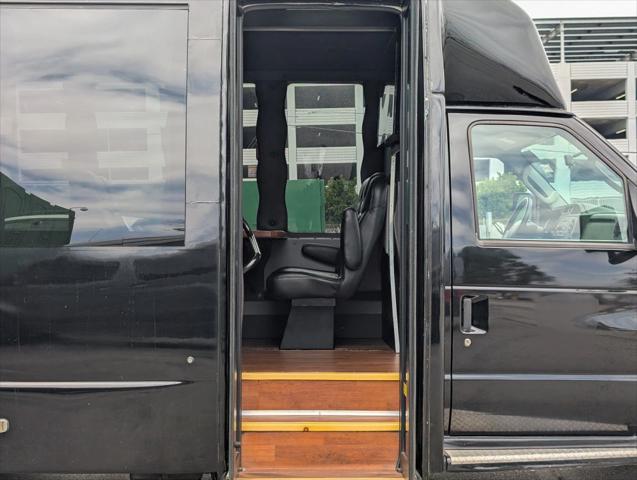 2012 Ford E-350 Cutaway Passenger Bus GAS