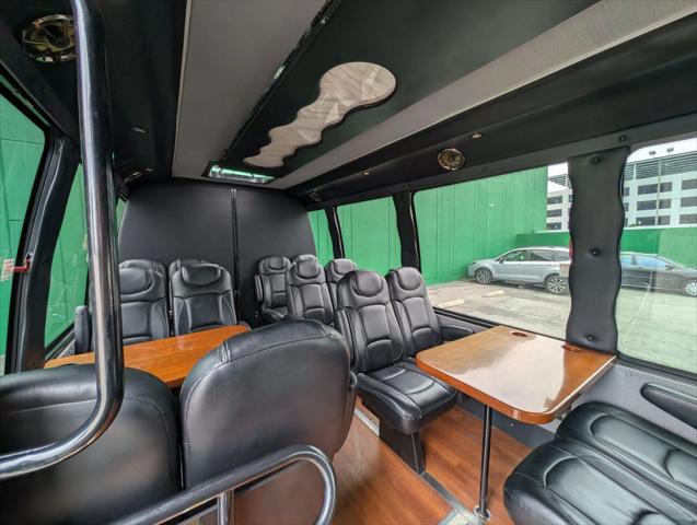 2012 Ford E-350 Cutaway Passenger Bus GAS