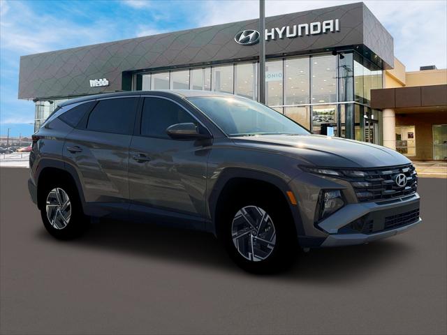 2026 Hyundai Tucson Hybrid Blue SE