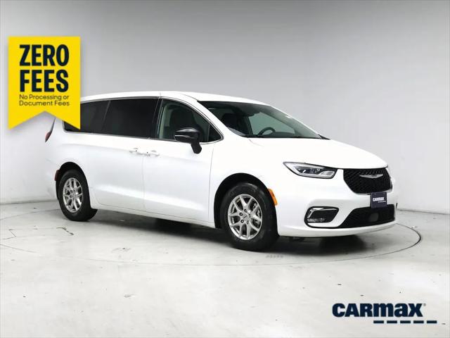2024 Chrysler Pacifica Touring L for sale in Renton, WA