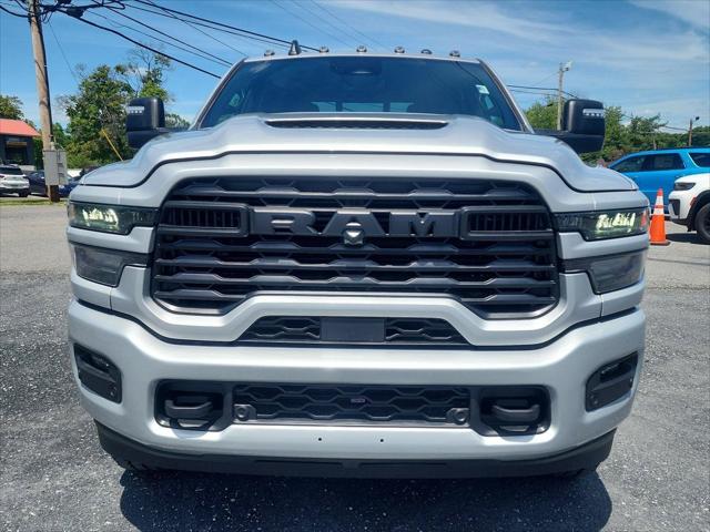 2026 RAM Ram 2500 RAM 2500 BLACK EXPRESS CREW CAB 4X4 64 BOX 2026 RAM Ram 2500 RAM 2500 BLACK EXPRESS CREW CAB 4X4 64 BOX