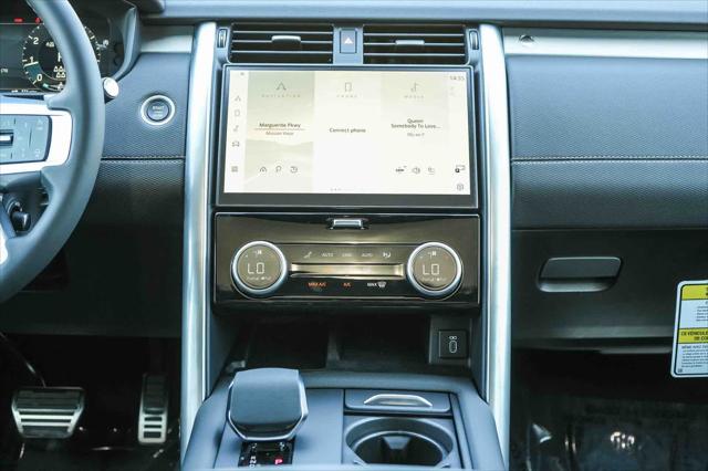 2026 Land Rover Discovery Gemini Edition
