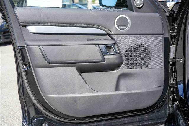 2026 Land Rover Discovery Gemini Edition