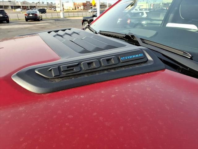 2026 Ram 1500 Laramie Crew Cab 4x4 5'7" Box