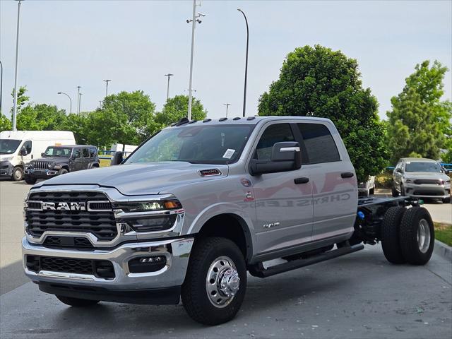 2026 RAM Ram 3500 Chassis Cab RAM 3500 BIG HORN CREW CAB CHASSIS 4X4 60 CA