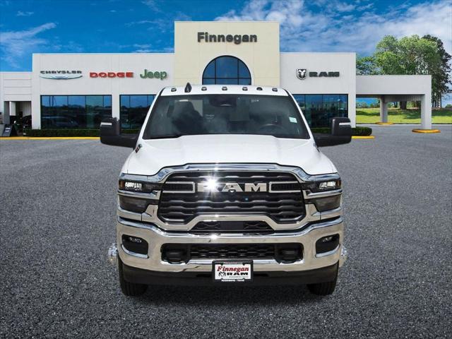 2026 RAM Ram 3500 Chassis Cab RAM 3500 TRADESMAN CREW CAB CHASSIS 4X2 60 CA 2026 RAM Ram 3500 Chassis Cab RAM 3500 TRADESMAN CREW CAB CHASSIS 4X2 60 CA