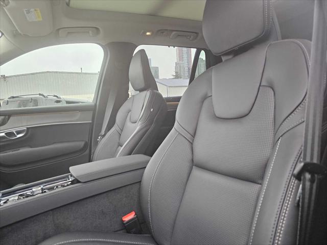 2026 Volvo XC90 Plug-In Hybrid Ultra, T8 AWD, Electric/Gasoline, Bright, 7 Seats