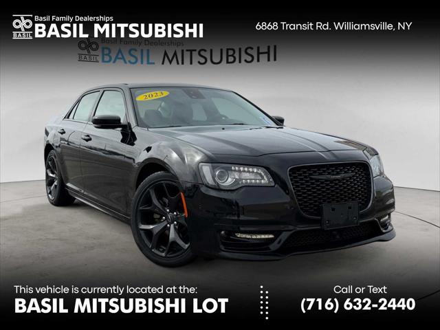 2023 Chrysler 300 Touring-L for sale in Williamsville, NY