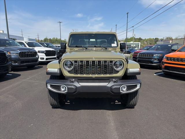 2026 Jeep Gladiator GLADIATOR SAHARA 4X4