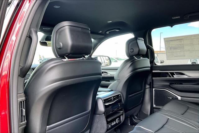 2026 Jeep Grand Wagoneer Limited Altitude 4x4