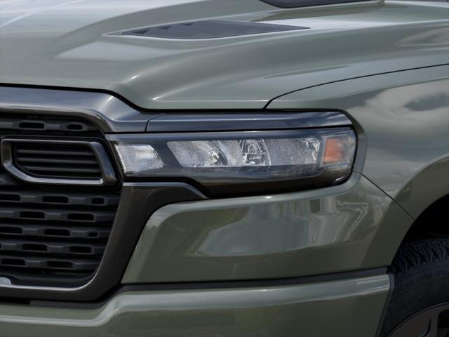 2026 Ram 1500 Express Crew Cab 4x4 57 Box