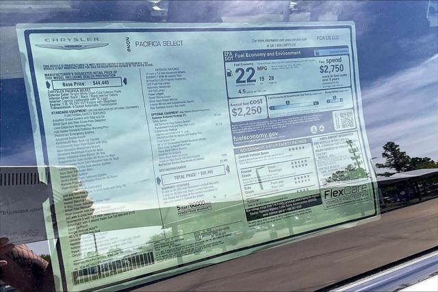 2026 Chrysler Pacifica Select