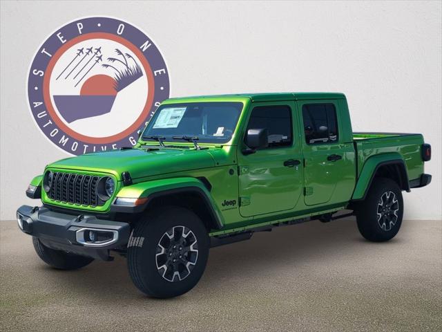 2026 Jeep Gladiator GLADIATOR SAHARA 4X4