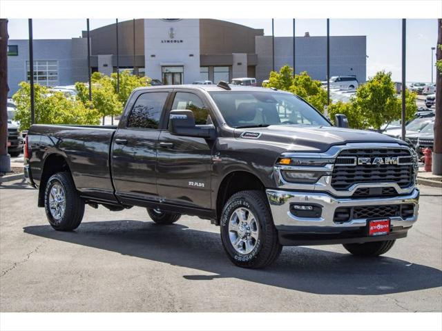 2026 RAM 3500 RAM 3500 BIG HORN CREW CAB 4X4 8 BOX