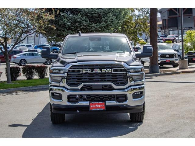2026 RAM 3500 RAM 3500 BIG HORN CREW CAB 4X4 8 BOX