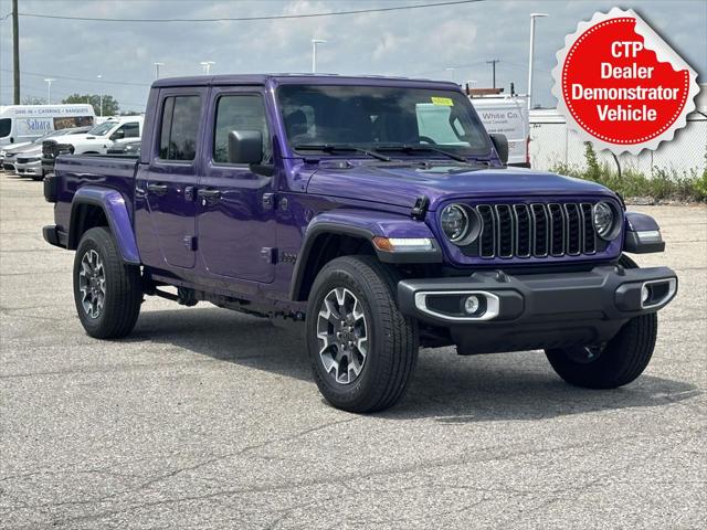 2026 Jeep Gladiator GLADIATOR SAHARA 4X4