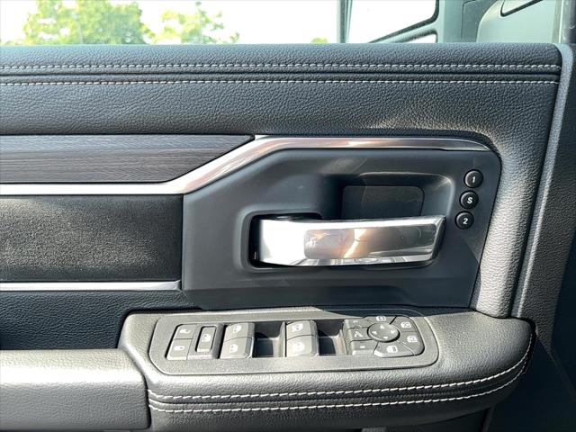 2026 Ram 2500 Laramie Crew Cab 4x4 64 Box