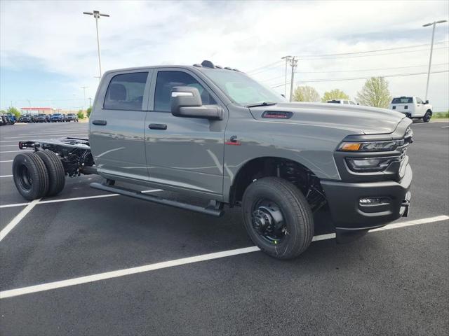 2026 RAM Ram 3500 Chassis Cab RAM 3500 TRADESMAN CREW CAB CHASSIS 4X4 60 CA