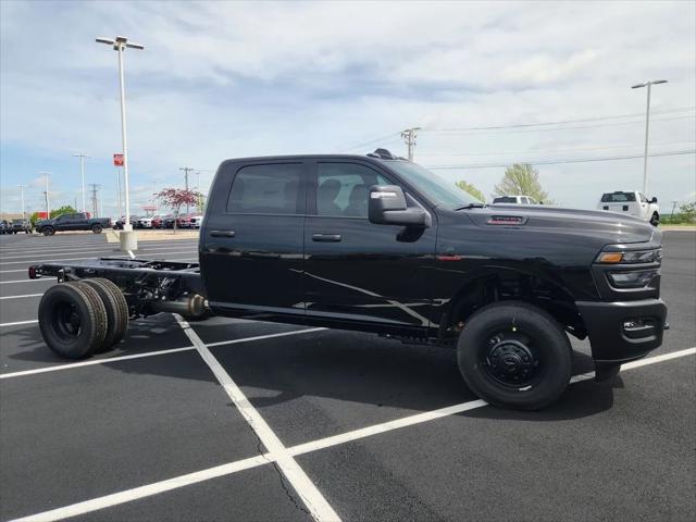 2026 RAM Ram 3500 Chassis Cab RAM 3500 TRADESMAN CREW CAB CHASSIS 4X4 60 CA