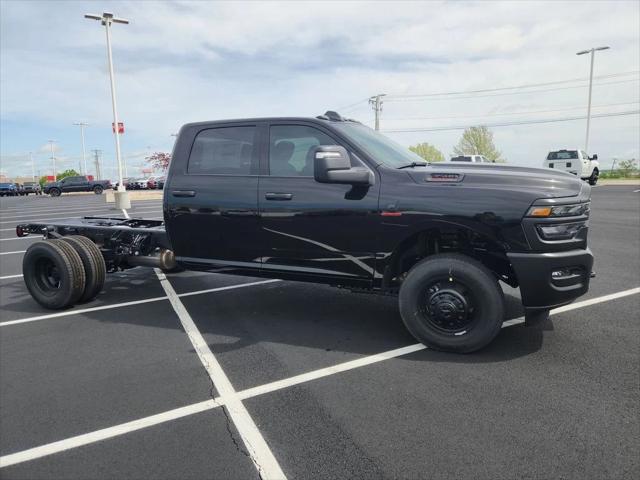 2026 RAM Ram 3500 Chassis Cab RAM 3500 TRADESMAN CREW CAB CHASSIS 4X4 60 CA