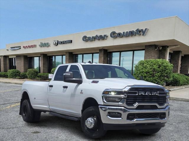 2026 RAM Ram 3500 RAM 3500 TRADESMAN CREW CAB 4X4 8 BOX