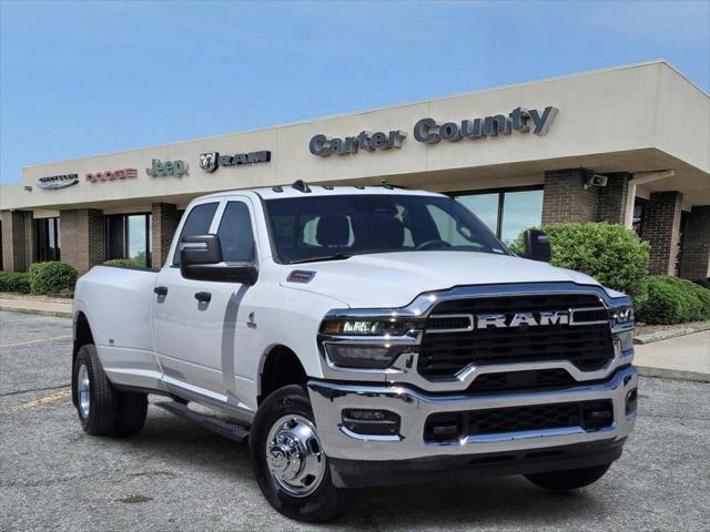 2026 RAM Ram 3500 RAM 3500 TRADESMAN CREW CAB 4X4 8 BOX