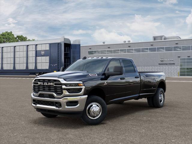 2026 RAM Ram 3500 RAM 3500 TRADESMAN CREW CAB 4X4 8 BOX
