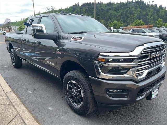 2026 RAM Ram 3500 RAM 3500 LARAMIE CREW CAB 4X4 8 BOX
