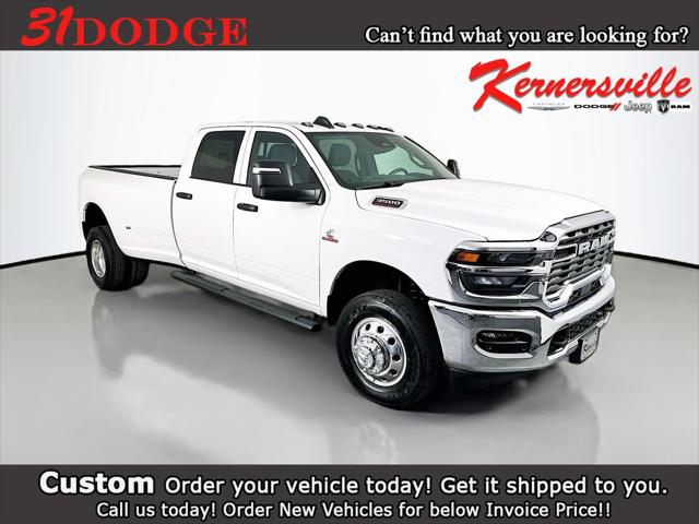 2026 RAM Ram 3500 RAM 3500 TRADESMAN CREW CAB 4X4 8 BOX