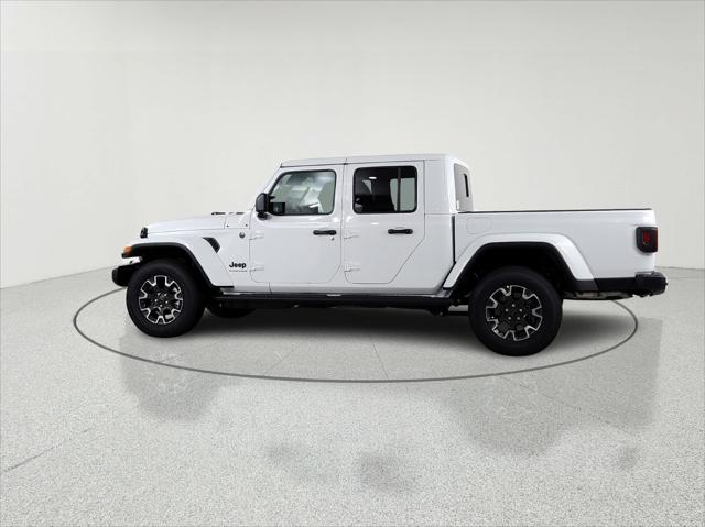 2026 Jeep Gladiator GLADIATOR SAHARA 4X4
