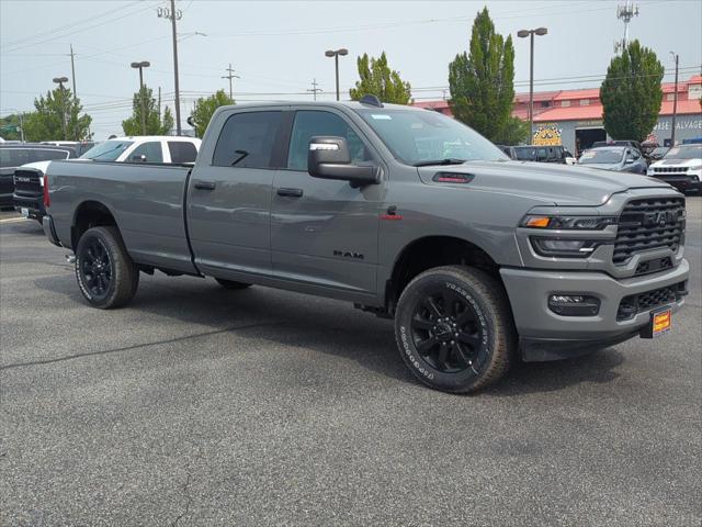 2026 RAM 3500 RAM 3500 BIG HORN CREW CAB 4X4 8 BOX