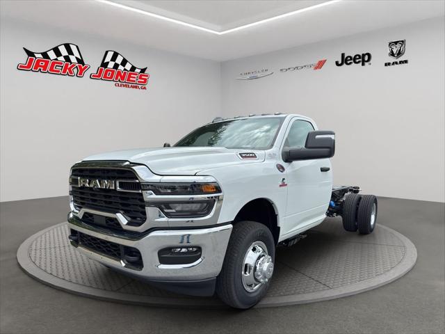 2026 RAM Ram 3500 Chassis Cab RAM 3500 TRADESMAN CHASSIS REGULAR CAB 4X4 84 CA 2026 RAM Ram 3500 Chassis Cab RAM 3500 TRADESMAN CHASSIS REGULAR CAB 4X4 84 CA