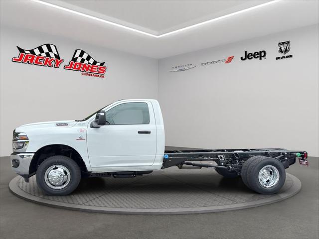 2026 RAM Ram 3500 Chassis Cab RAM 3500 TRADESMAN CHASSIS REGULAR CAB 4X4 84 CA 2026 RAM Ram 3500 Chassis Cab RAM 3500 TRADESMAN CHASSIS REGULAR CAB 4X4 84 CA