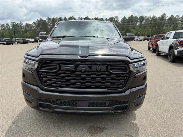 2026 RAM Ram 1500 RAM 1500 EXPRESS CREW CAB 4X4 57 BOX