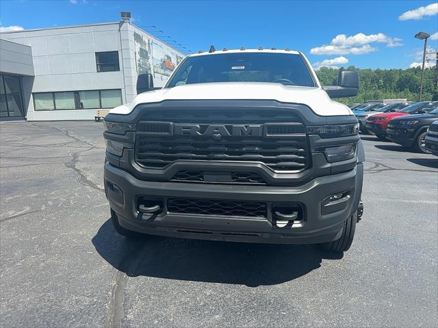 2026 RAM Ram 5500 Chassis Cab RAM 5500 TRADESMAN CHASSIS CREW CAB 4X4 84 CA
