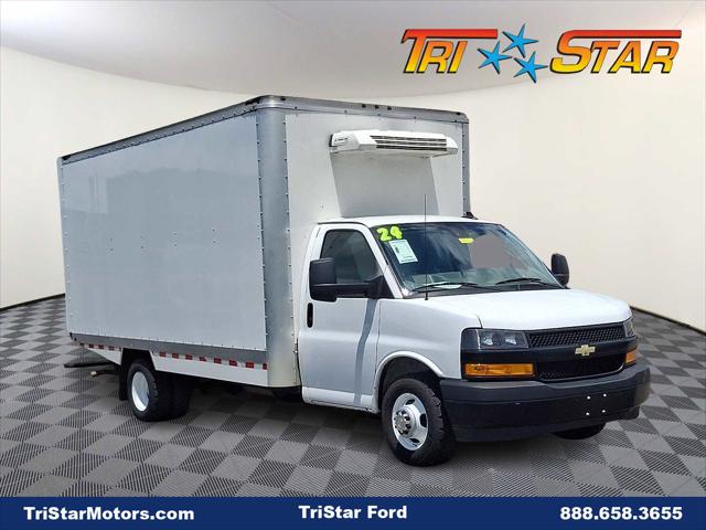 2024 Chevrolet Express Cutaway Work Van 2024 Chevrolet Express Cutaway Work Van