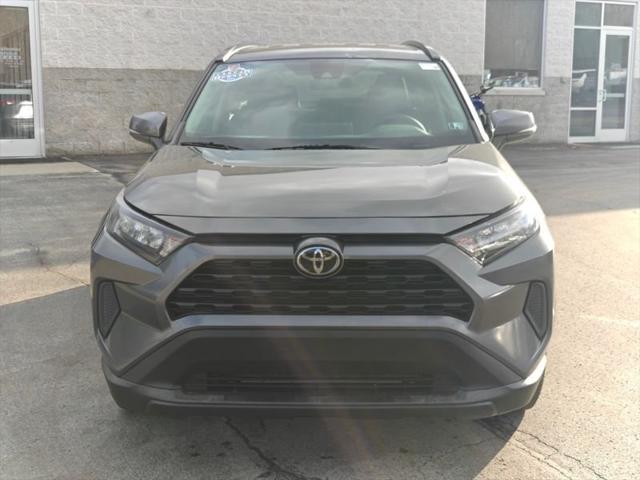 2020 Toyota RAV4 LE