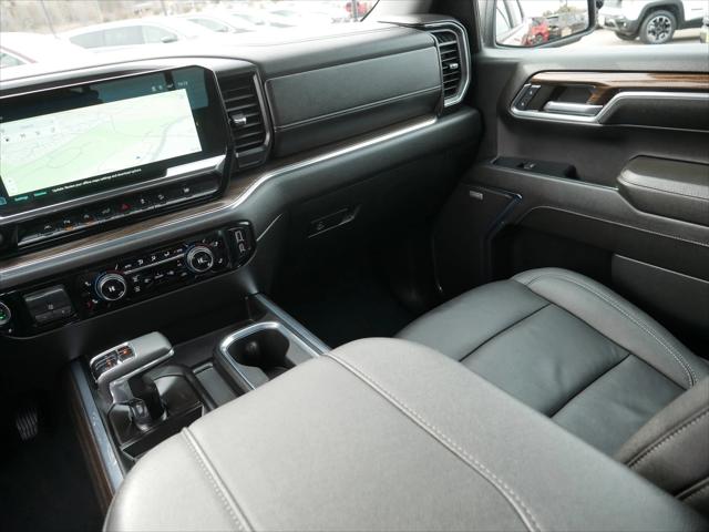 2024 Chevrolet Silverado 1500 4WD Crew Cab Short Bed RST