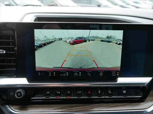 2024 Chevrolet Silverado 1500 4WD Crew Cab Short Bed RST