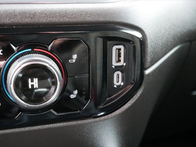 2024 Chevrolet Silverado 1500 4WD Crew Cab Short Bed RST