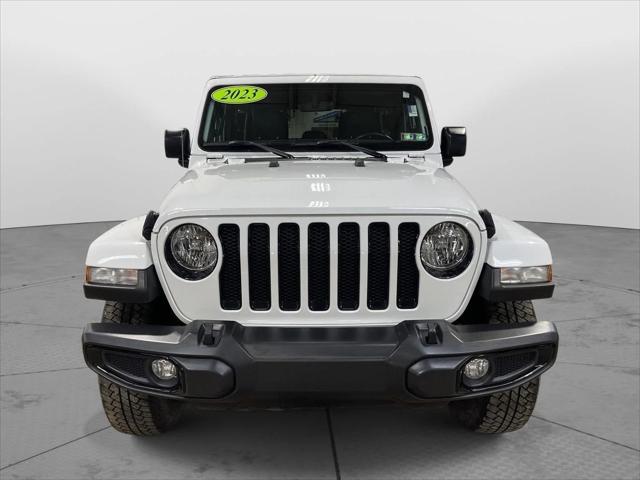 2023 Jeep Wrangler 4-Door Sahara Altitude 4x4