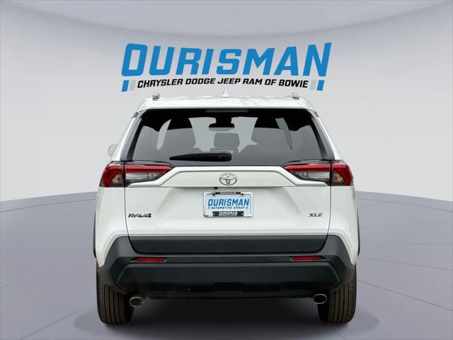 2023 Toyota RAV4 XLE